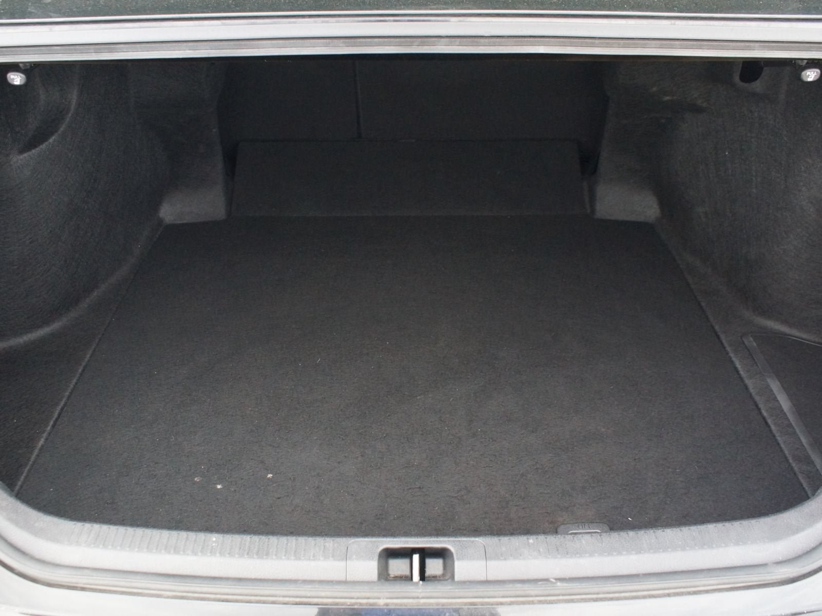 Used 2025 Toyota Camry LE FWD image 16