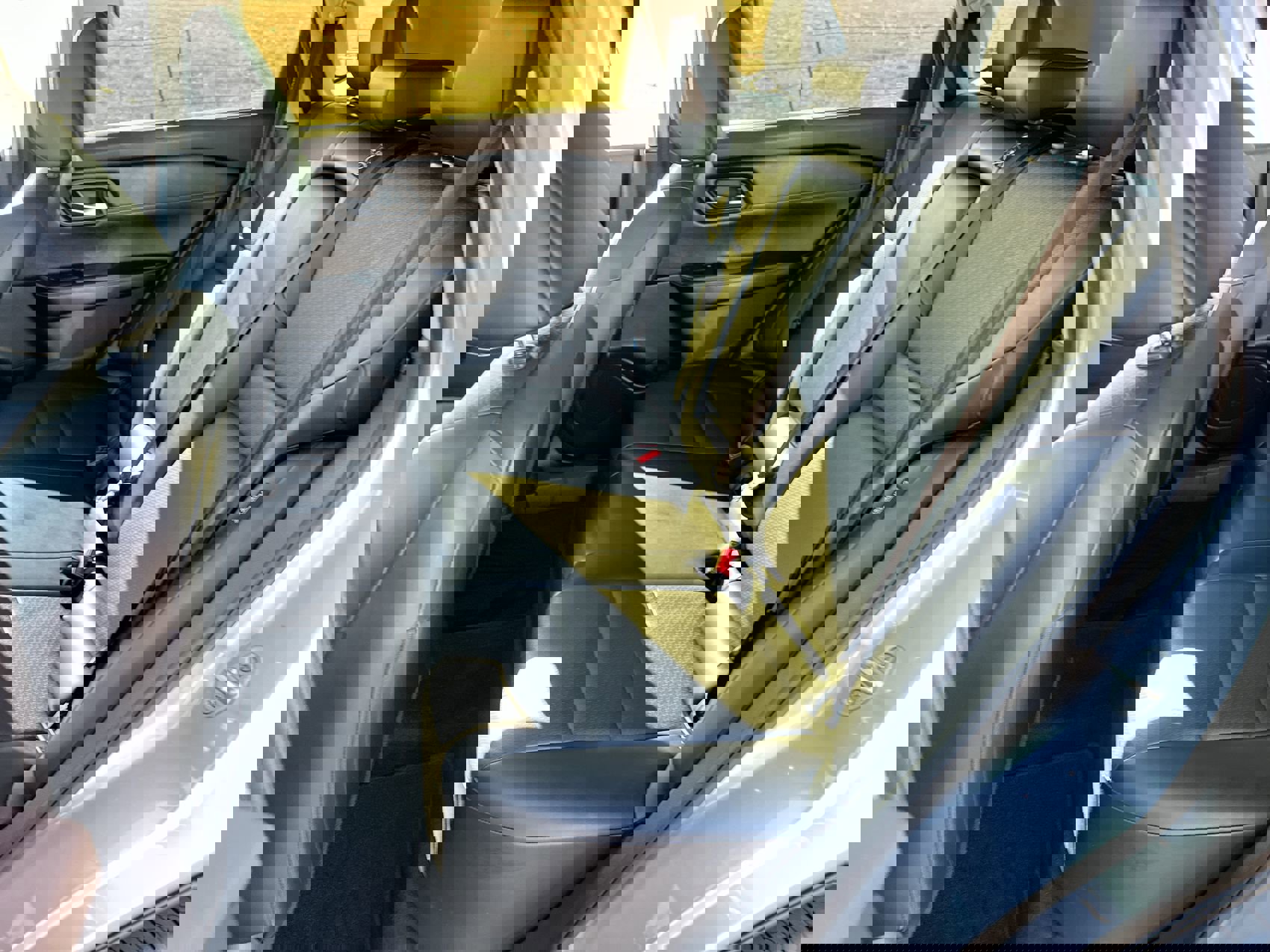 Used 2023 Nissan Rogue SV w/ SV Premium B Package image 21