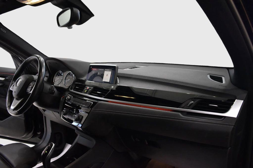 Used 2020 BMW X2 xDrive28i w/ Premium Package image 13