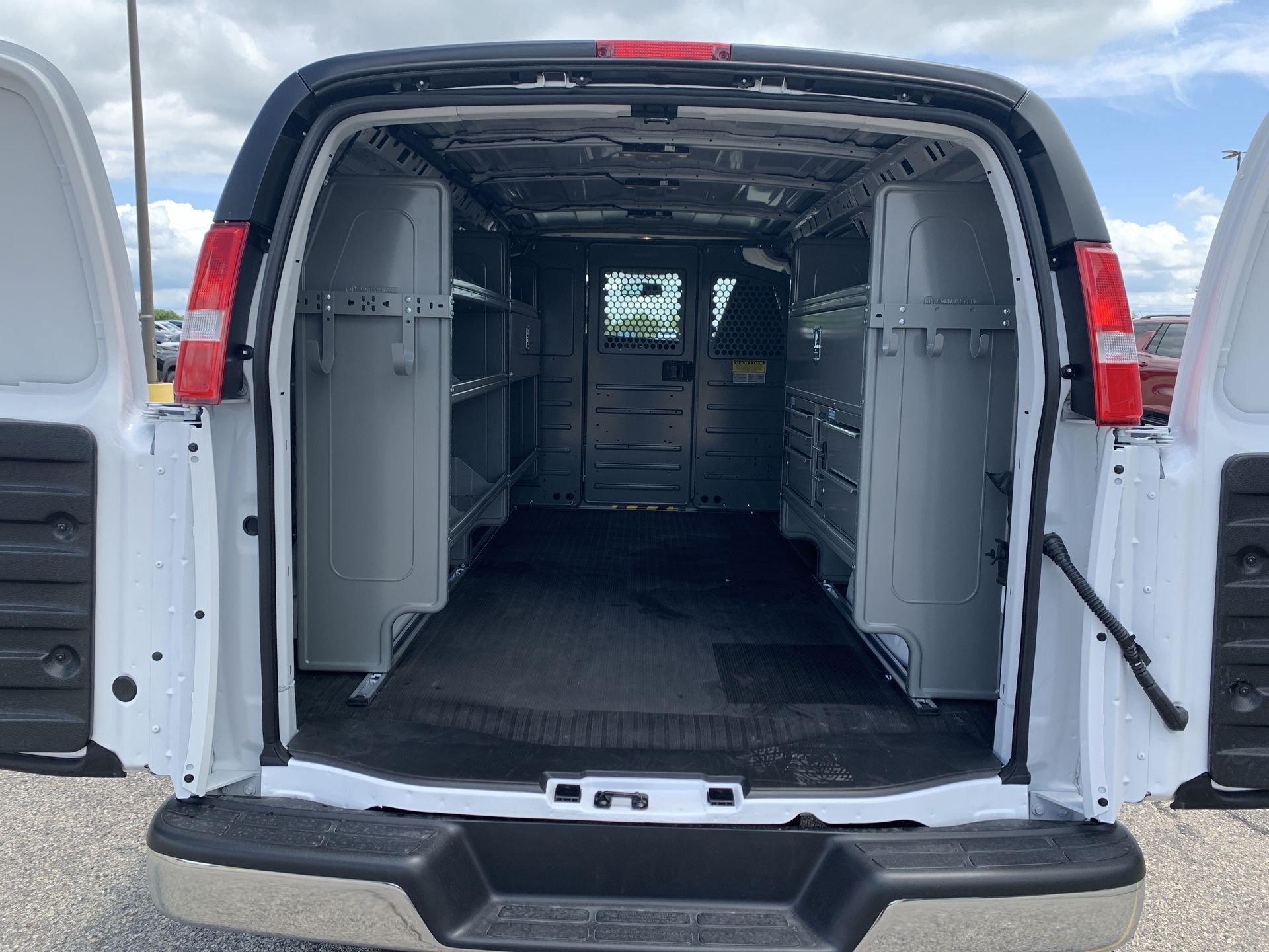 New 2025 GMC Savana 2500 w/ Driver Convenience Package RWD image 41