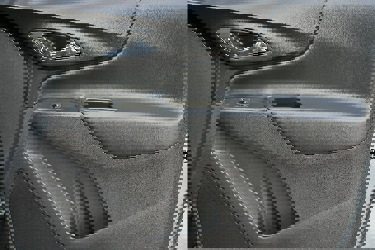 Used 2024 Chevrolet Equinox LT image 14