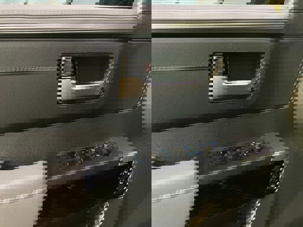 Used 2024 Toyota Tundra Limited w/ Power Package image 12