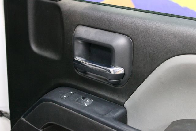 Used 2018 Chevrolet Silverado 1500 W/T w/ WT Convenience Package AWD/4WD image 9