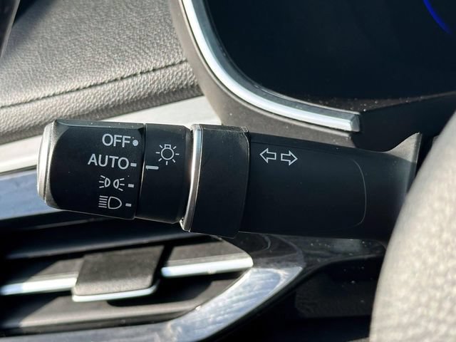 Certified 2023 Acura MDX SH-AWD image 33