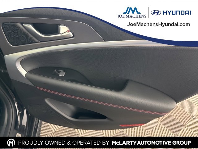 Used 2025 Genesis G70 3.3T Advanced image 26