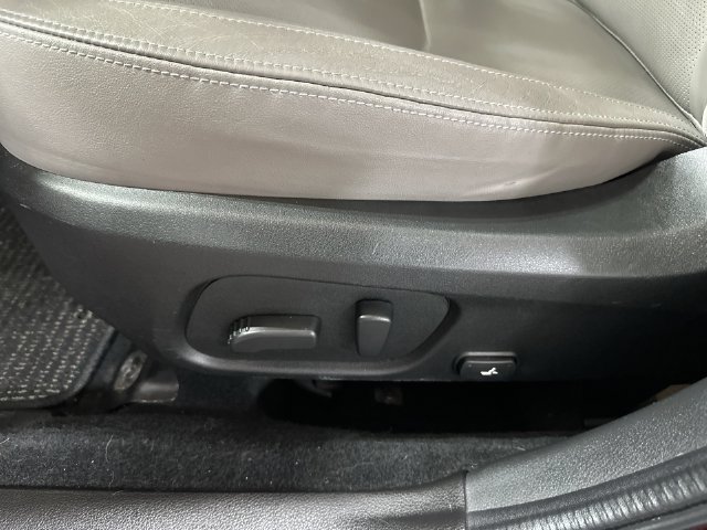 Used 2017 Subaru Forester 2.5i Limited AWD/4WD image 18