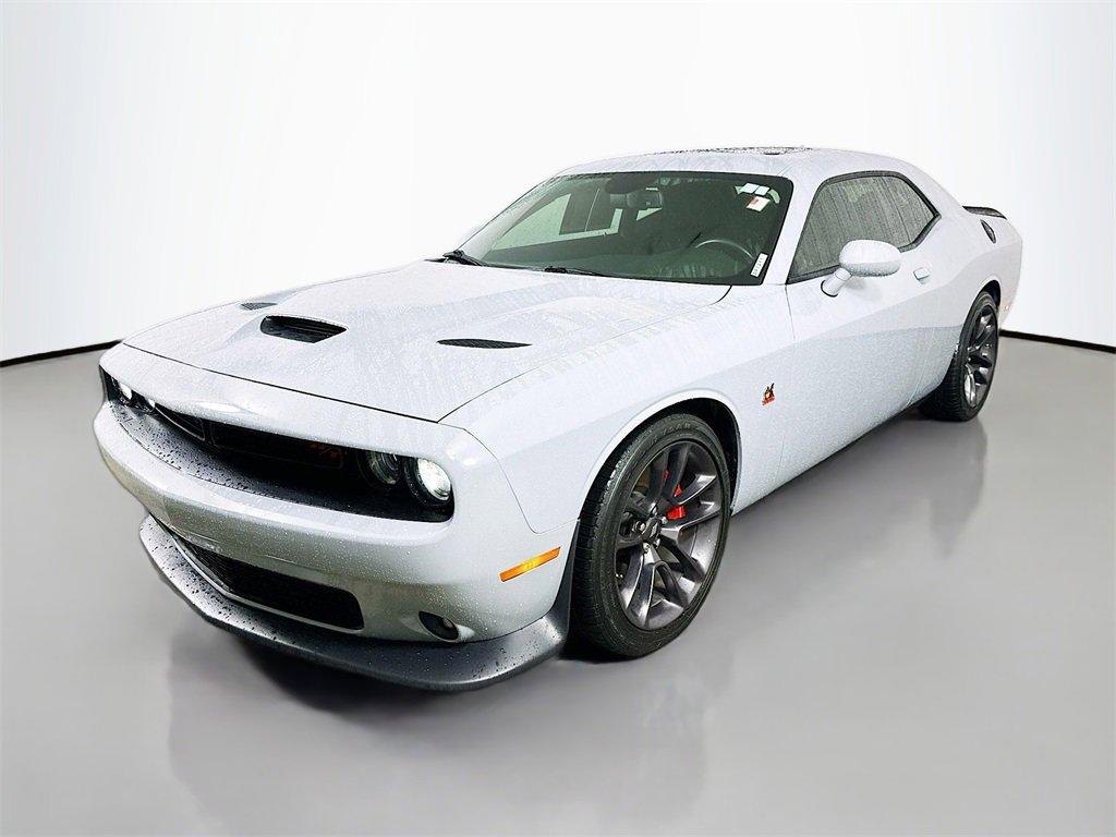 Used 2020 Dodge Challenger R/T Scat Pack w/ Driver Convenience Group image 3