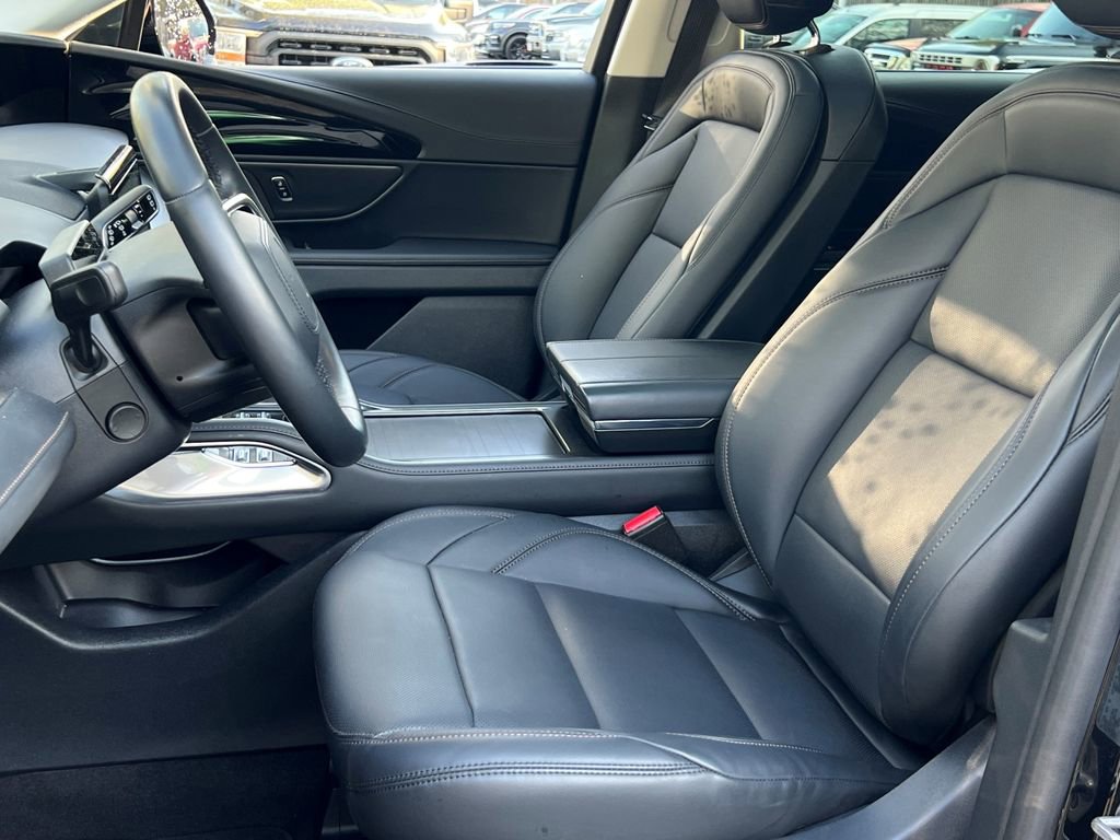 Used 2026 Lincoln Nautilus Premier w/ Equipment Group 102A image 31