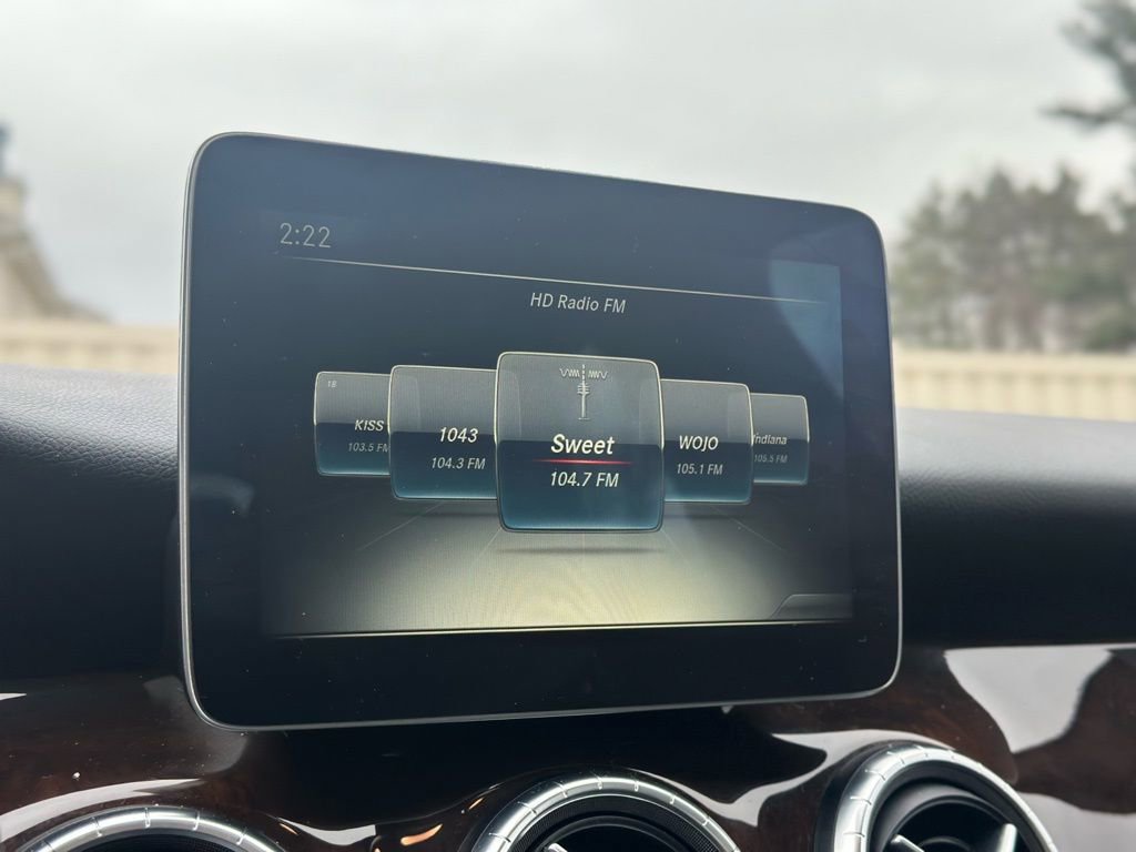 Used 2018 Mercedes-Benz CLA 250 4MATIC image 38