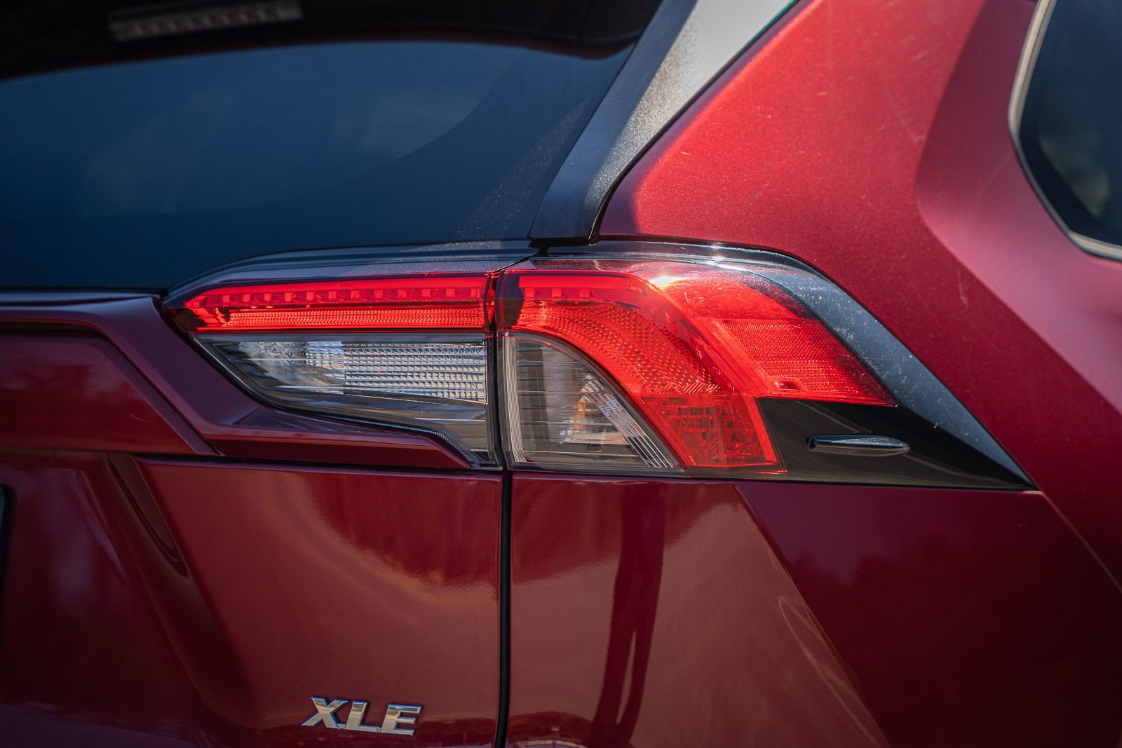 Used 2021 Toyota RAV4 XLE w/ Convenience Package image 14