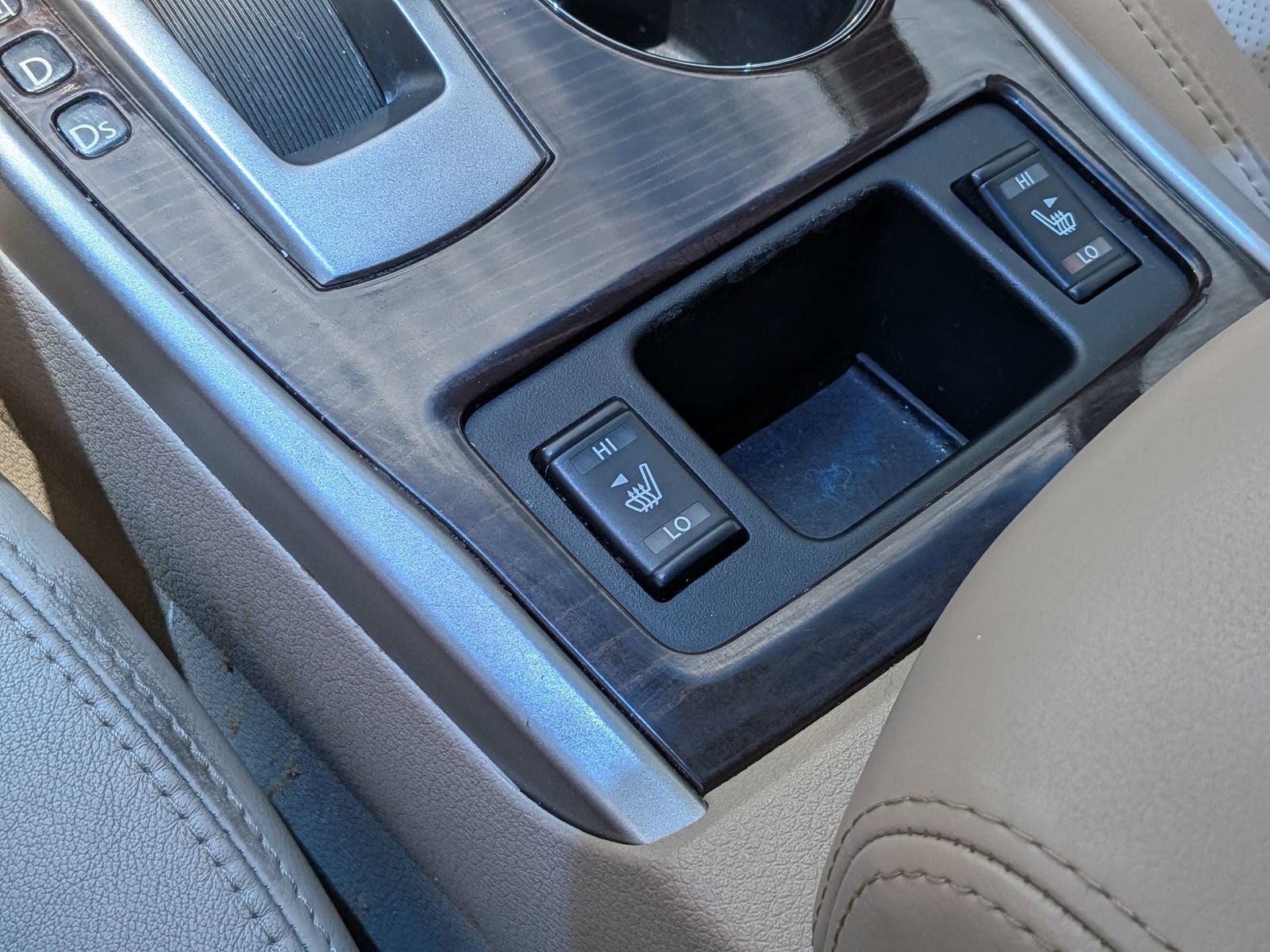 Used 2013 Nissan Altima 2.5 SL w/ Technology Pkg FWD image 24