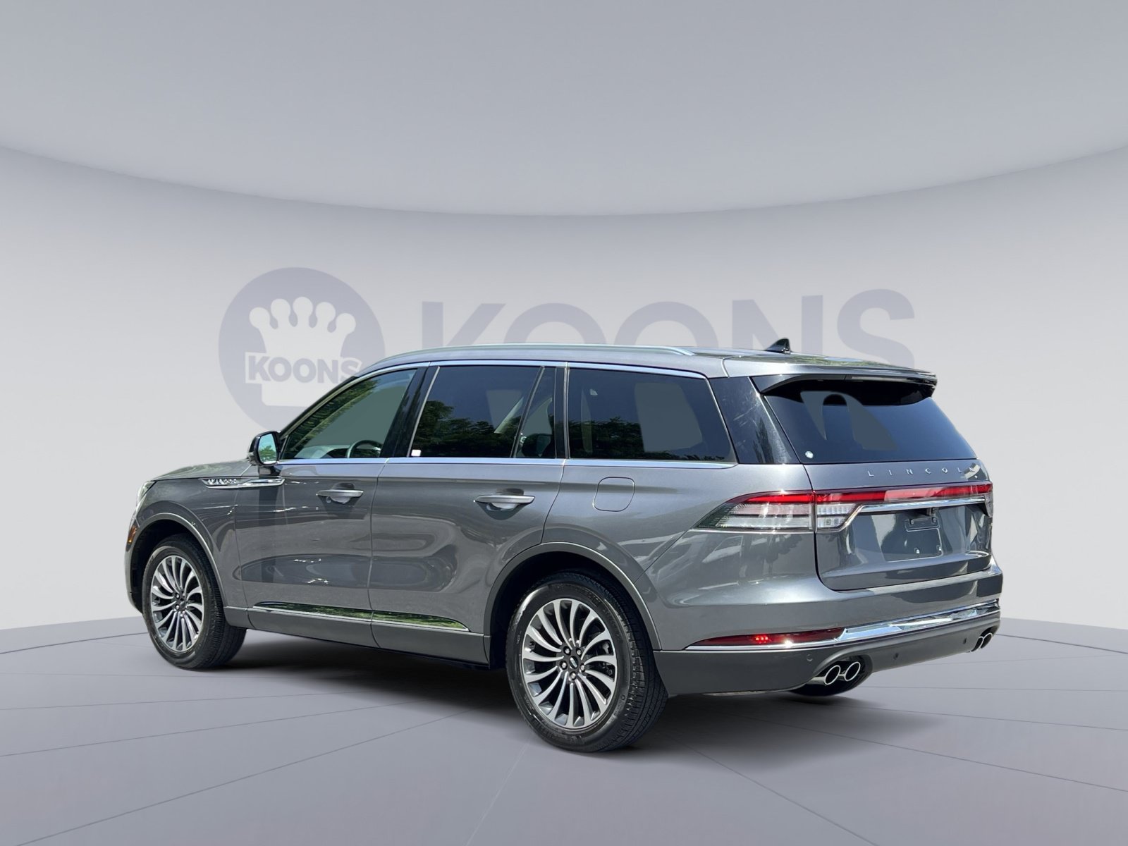 Used 2024 Lincoln Aviator Reserve AWD/4WD image 8