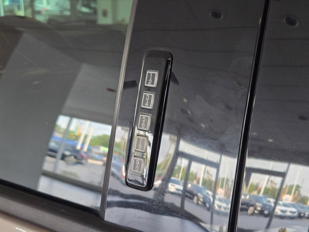 Used 2020 Ford F150 XLT AWD/4WD image 19