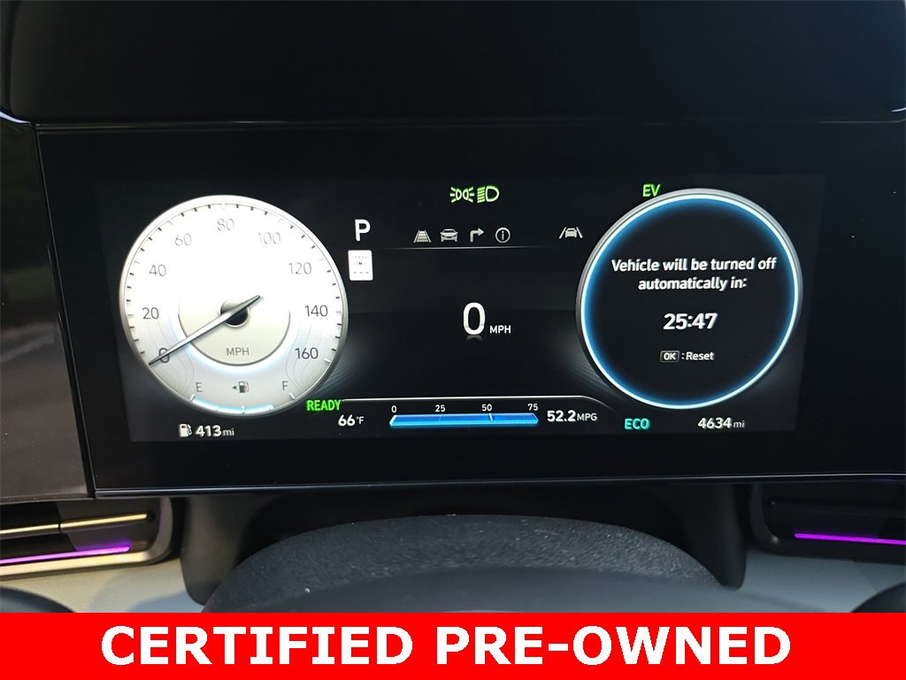 Used 2025 Hyundai Elantra Limited image 18