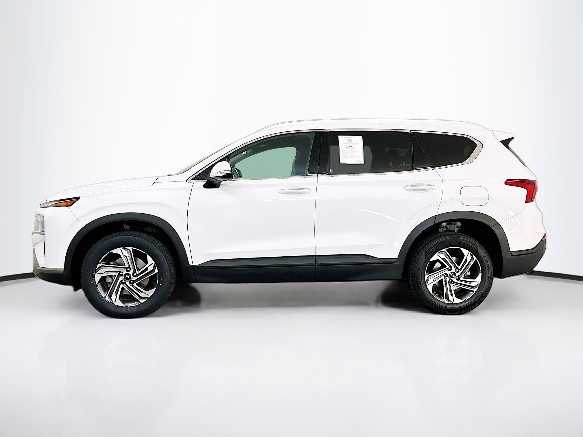 Used 2023 Hyundai Santa Fe SEL image 4