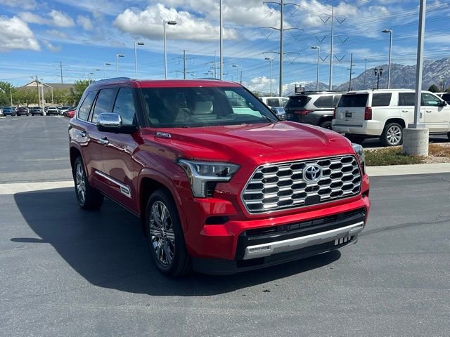 Used 2024 Toyota Sequoia Capstone AWD/4WD image 28