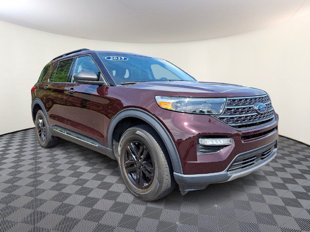 Used 2022 Ford Explorer XLT w/ Equipment Group 202A