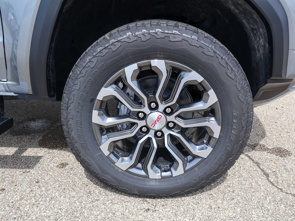 New 2026 GMC Canyon Denali w/ LPO, Black Badging Package AWD/4WD image 34