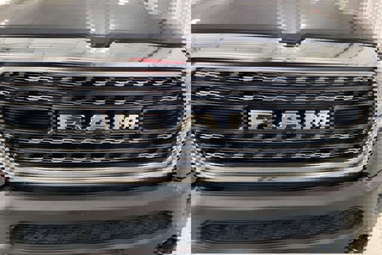 Used 2020 RAM 1500 Limited image 27