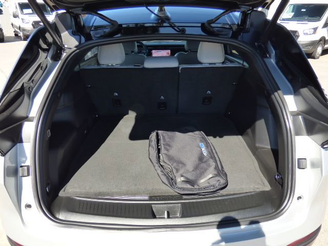 Used 2025 Jeep Wagoneer S Limited image 12