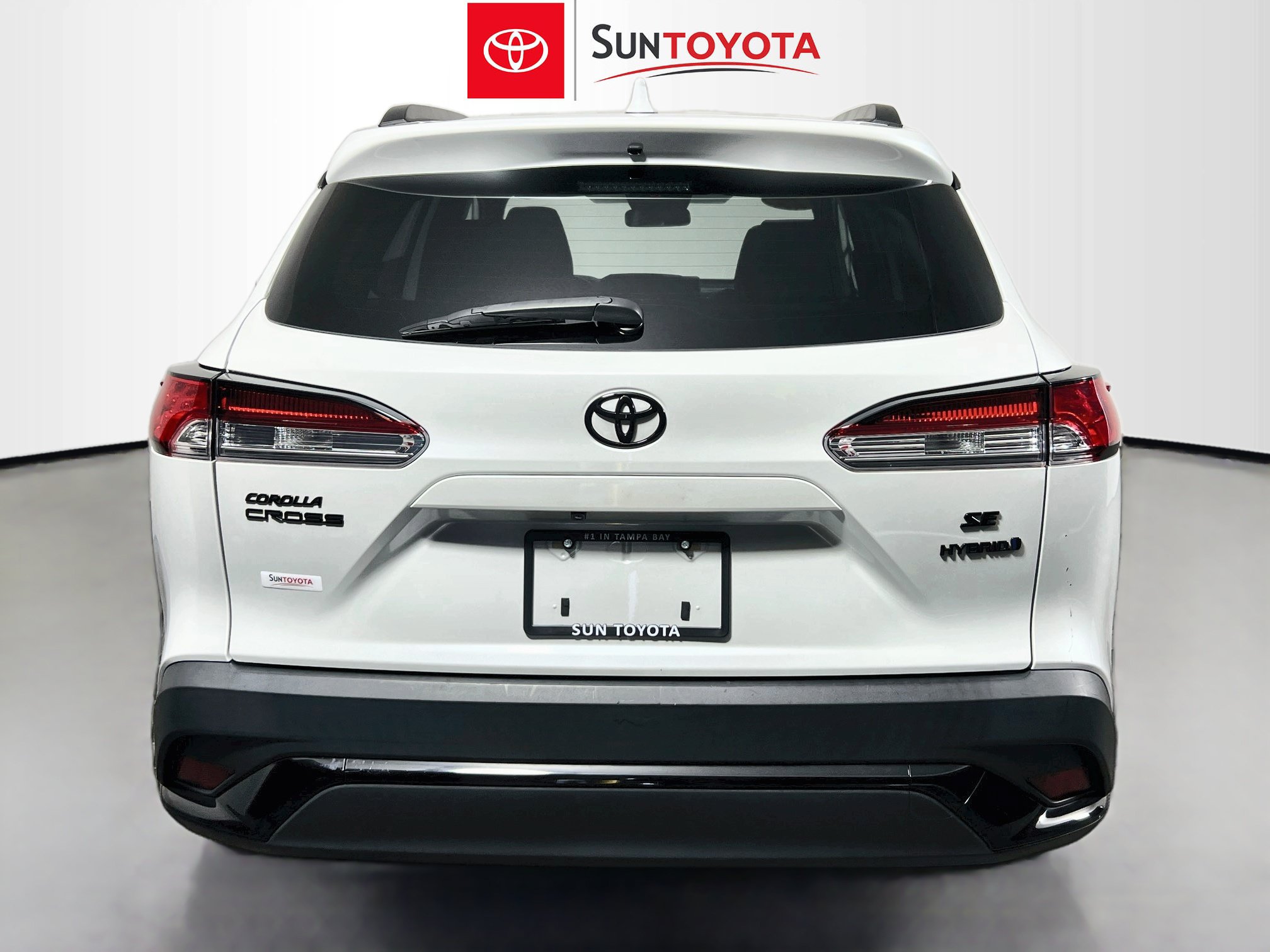 Used 2023 Toyota Corolla Cross AWD Hybrid image 5