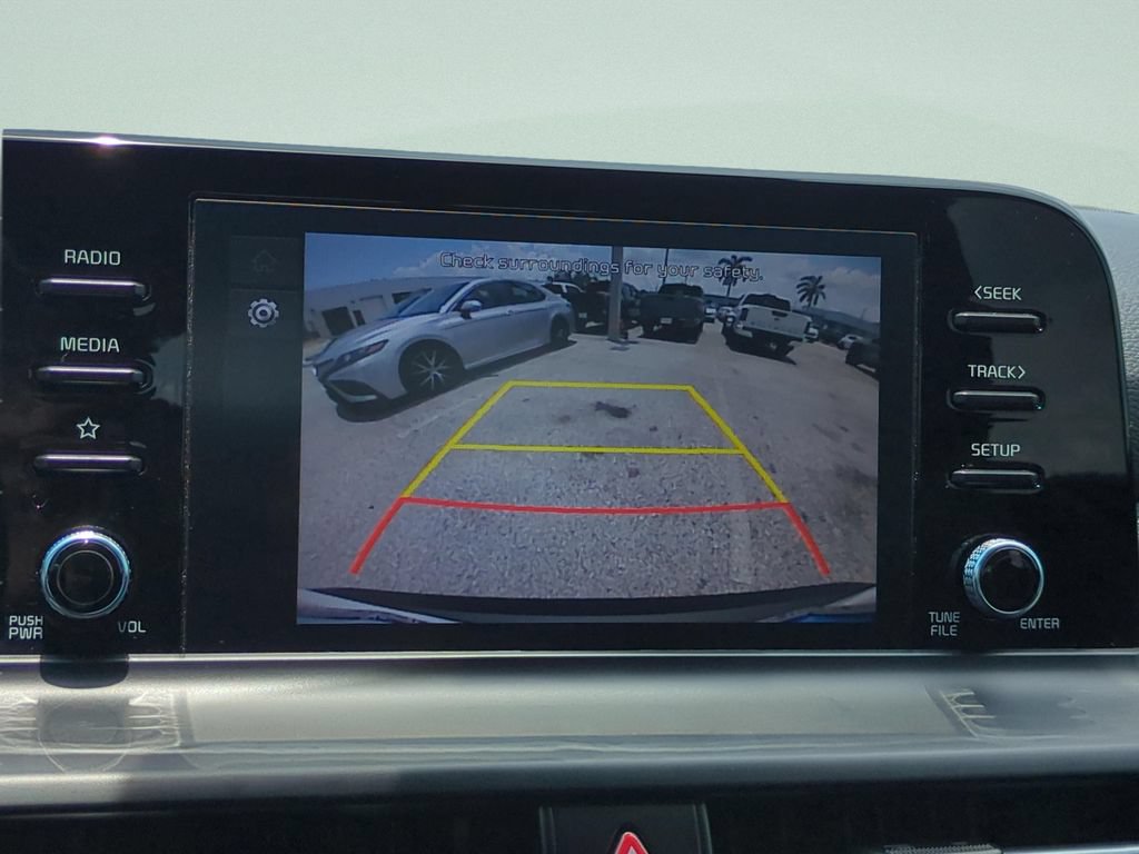Used 2025 Kia Seltos LX AWD/4WD image 16