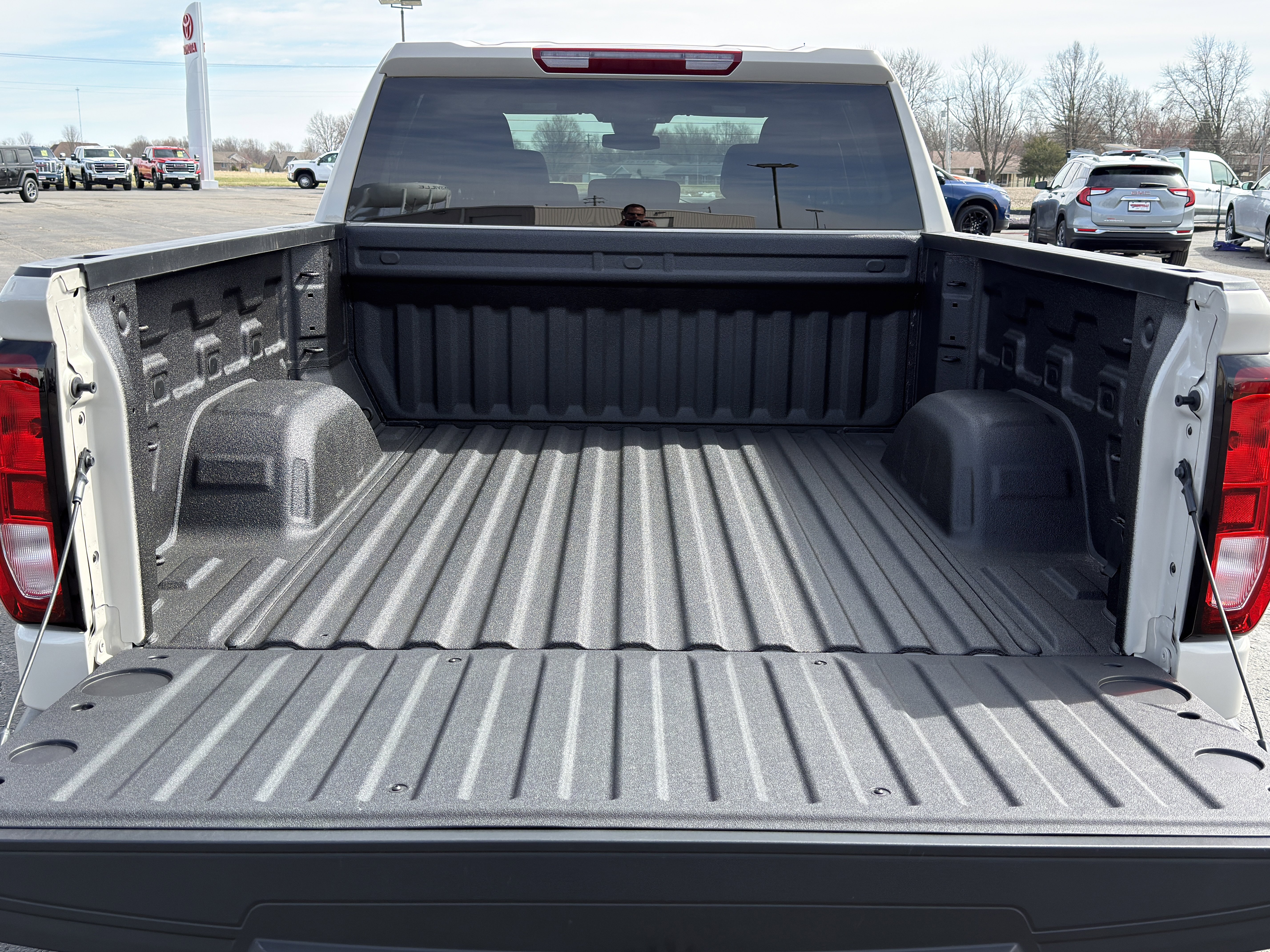 New 2026 GMC Sierra 1500 Pro w/ Graphite Edition image 10