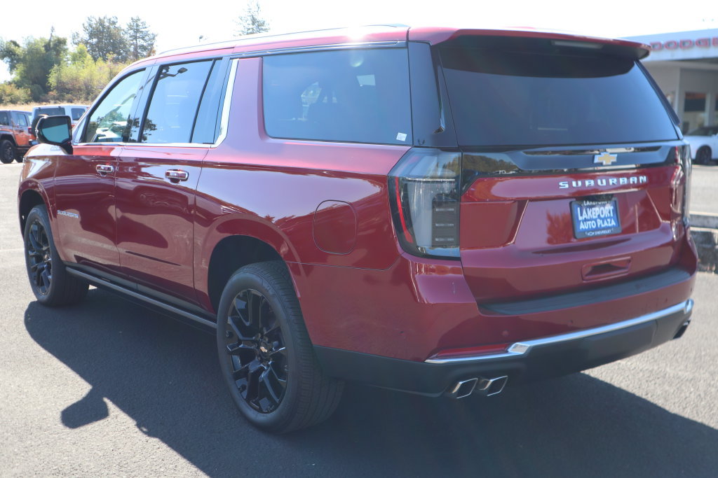 New 2026 Chevrolet Suburban High Country RWD image 8