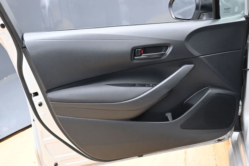 Used 2024 Toyota Corolla LE FWD image 35
