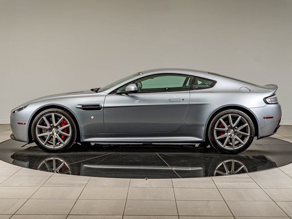 Used 2015 Aston Martin V8 Vantage GT RWD image 8