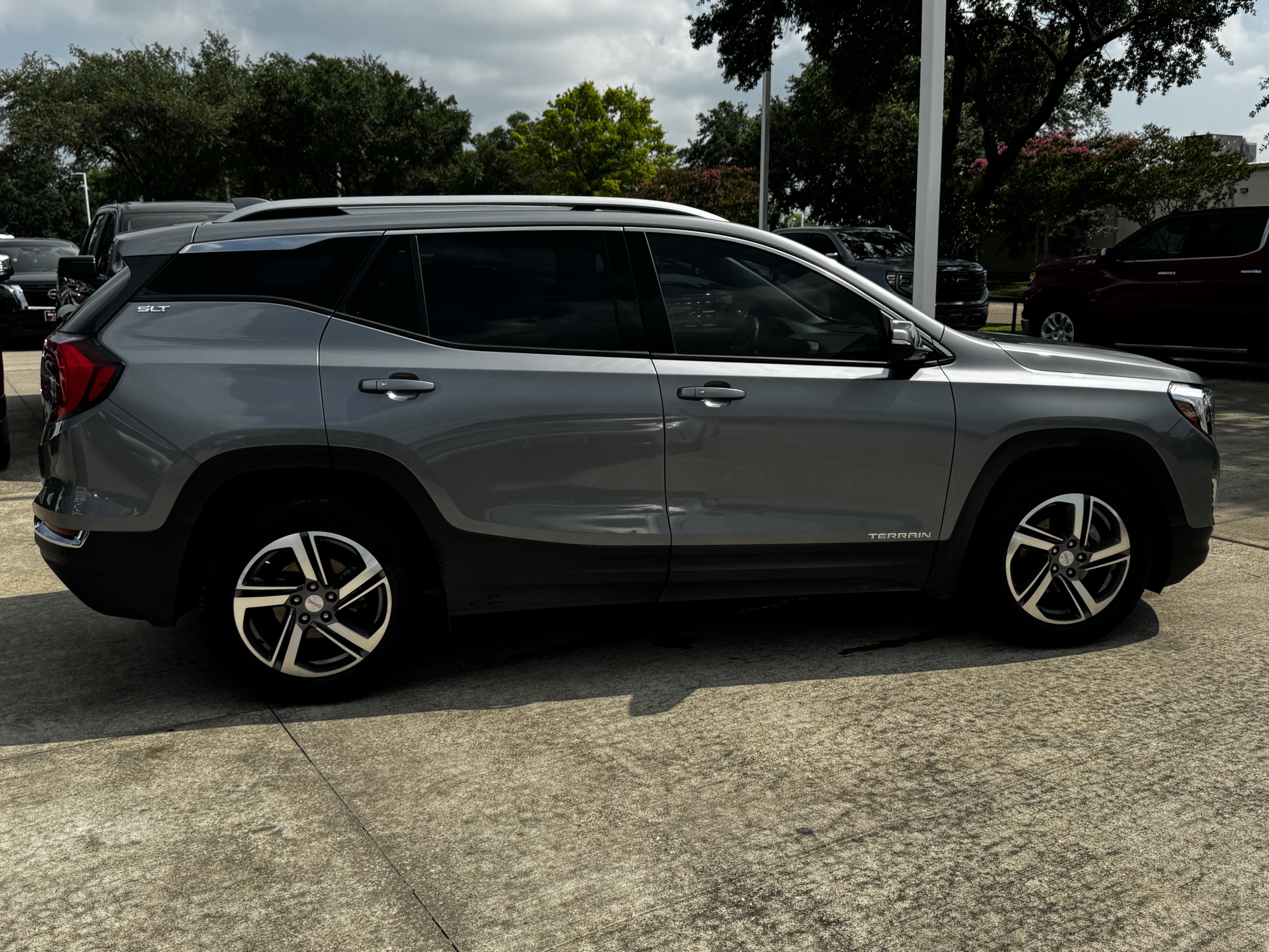 Used 2020 GMC Terrain SLT w/ Preferred Package FWD image 7