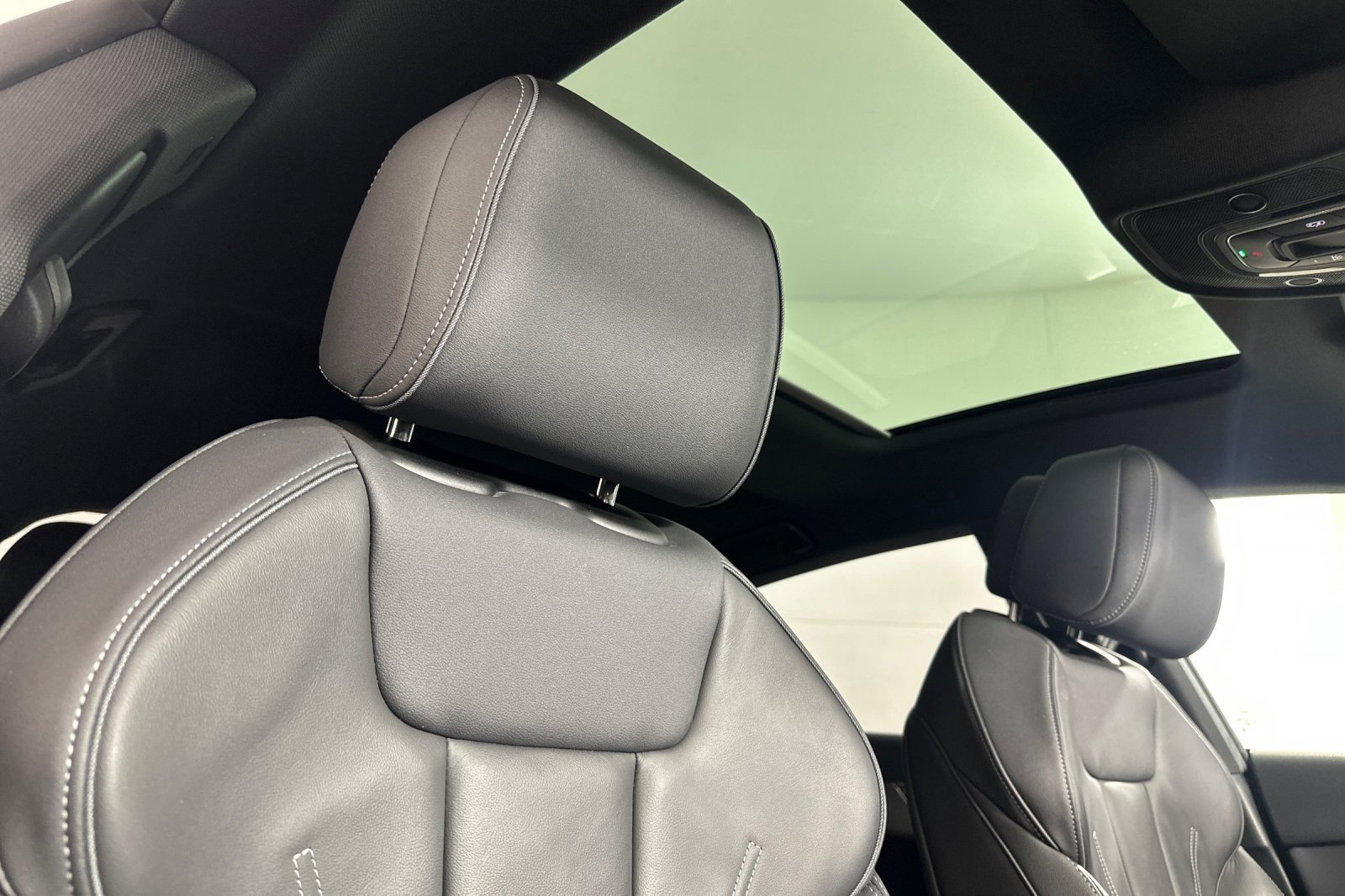 Used 2023 Audi A5 2.0T Premium Plus w/ Premium Plus AWD/4WD image 15