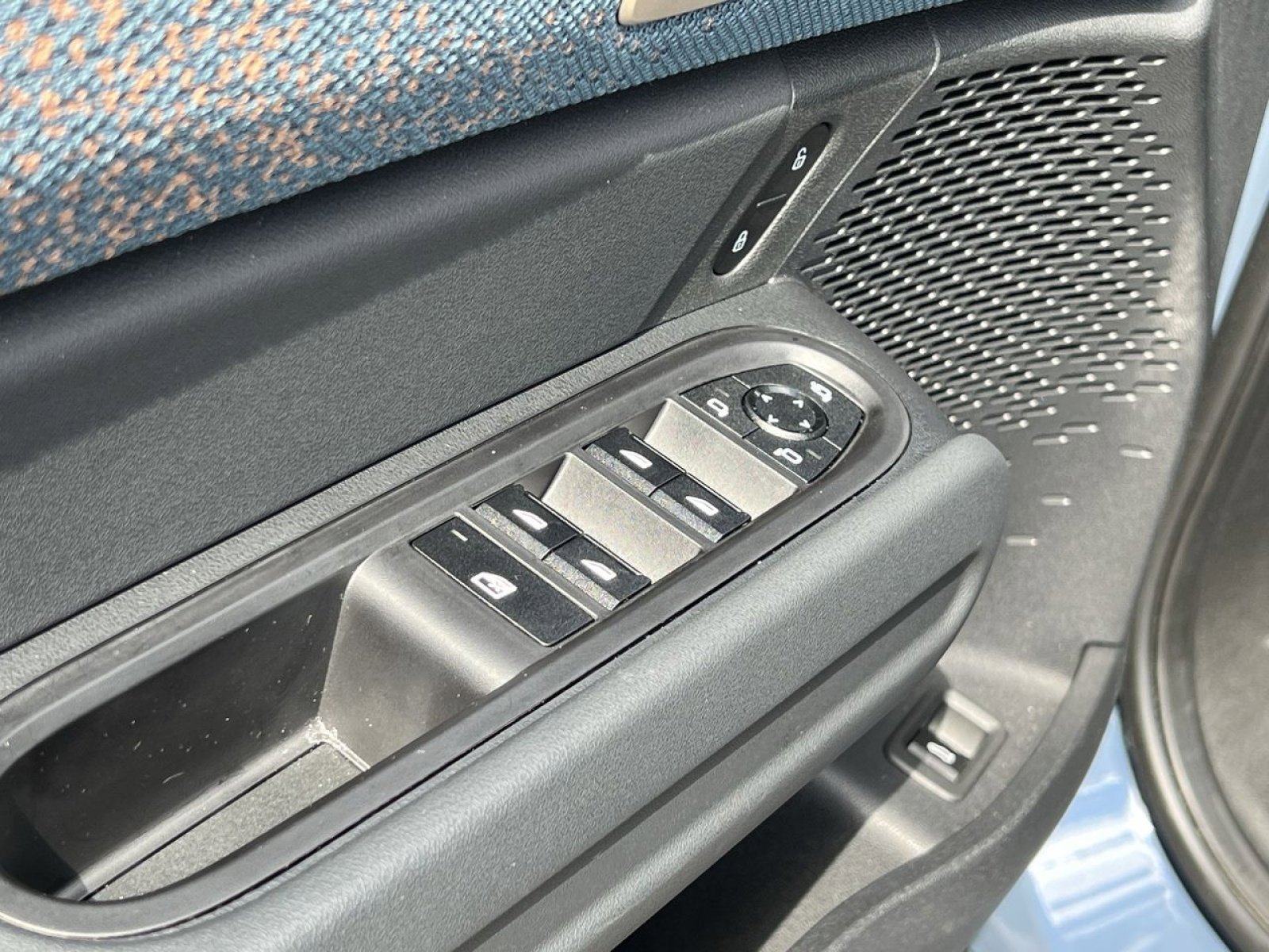 Certified 2025 MINI Cooper Countryman S w/ Comfort Package Max image 12