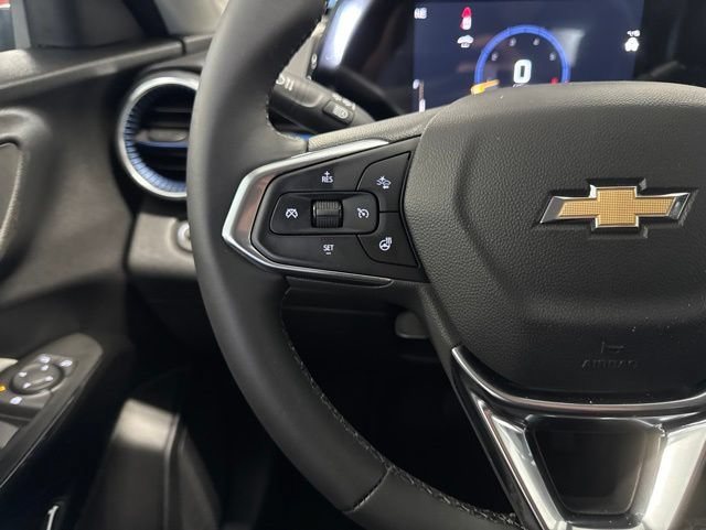 New 2026 Chevrolet Trax LT w/ Driver Confidence Package FWD image 5