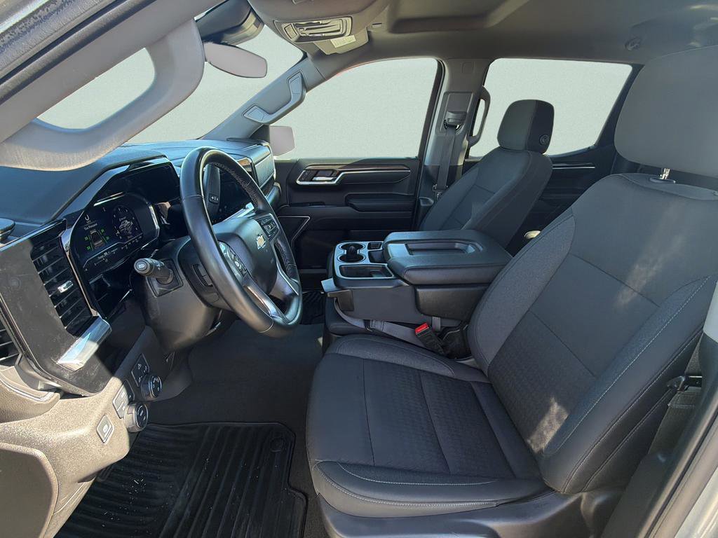 Used 2025 Chevrolet Silverado 1500 LT image 19