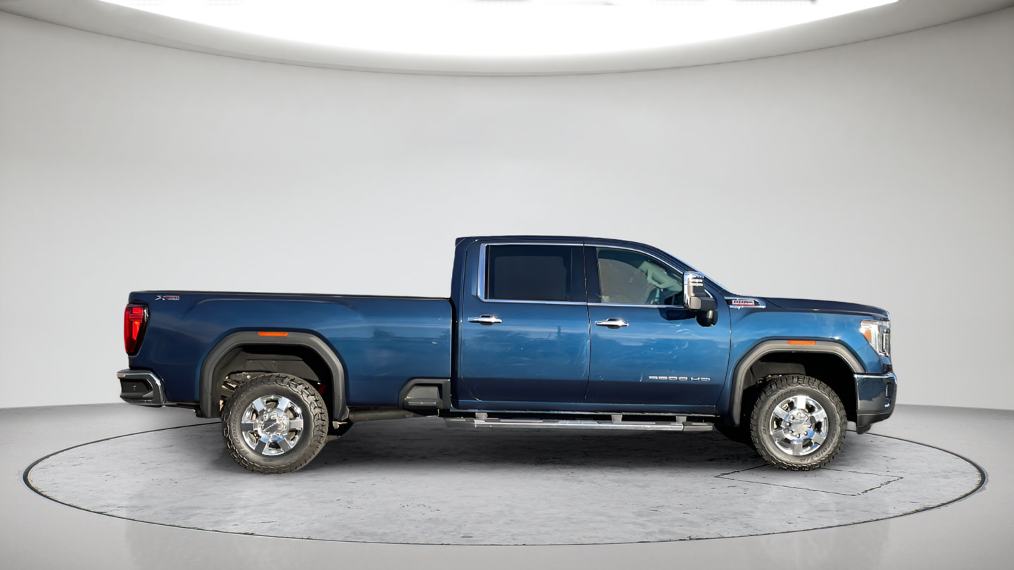 Used 2022 GMC Sierra 3500 SLT w/ Gooseneck/5TH Wheel Package AWD/4WD image 4