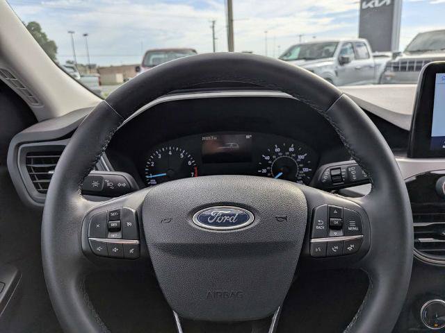 Certified 2022 Ford Escape SE w/ SE Sport Appearance Package FWD image 23