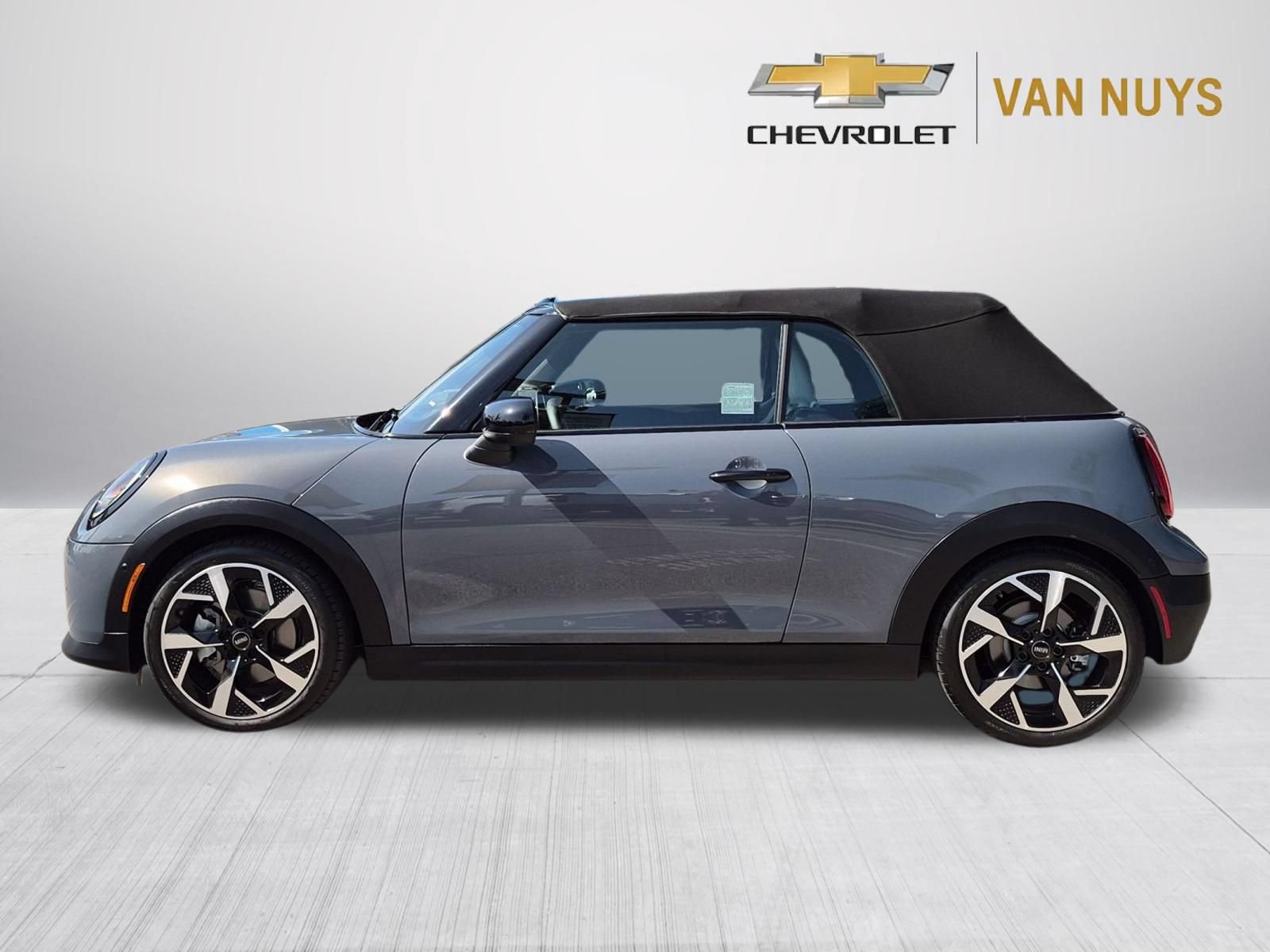 Used 2025 MINI Cooper S FWD image 8