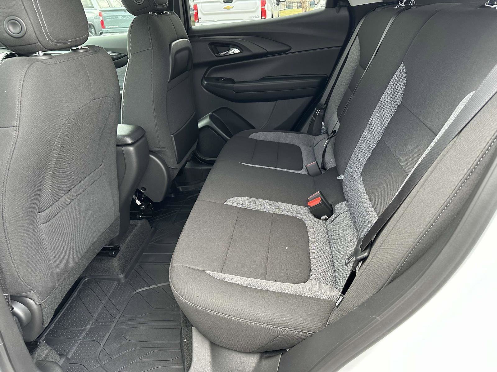 New 2025 Chevrolet TrailBlazer LT w/ LT Cold Weather Package image 10