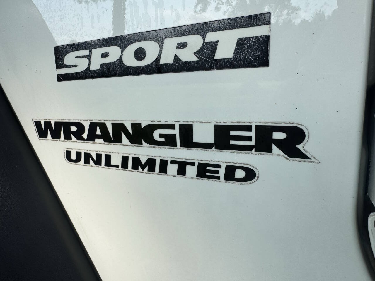 Used 2010 Jeep Wrangler Unlimited Sport AWD/4WD image 9