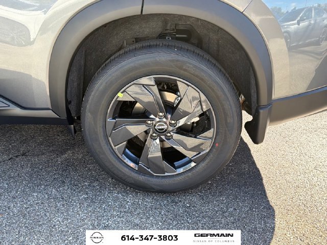 New 2027 Nissan Rogue SV w/ Cold Weather Package AWD/4WD image 8
