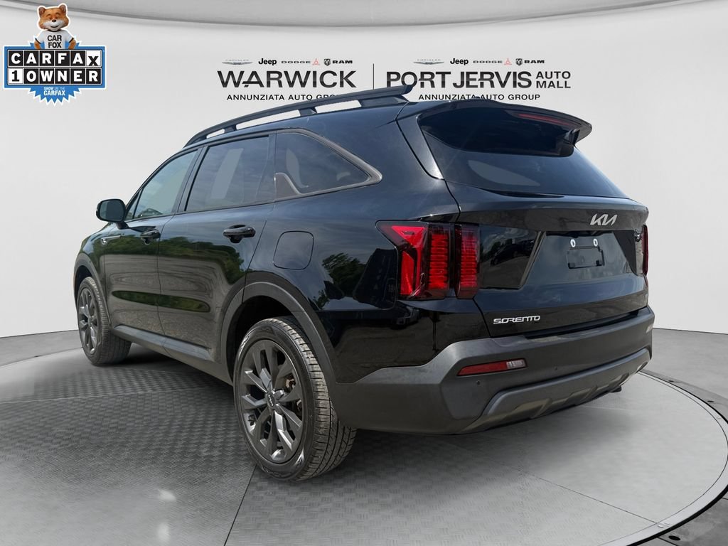 Certified 2023 Kia Sorento X-Line EX AWD/4WD image 3