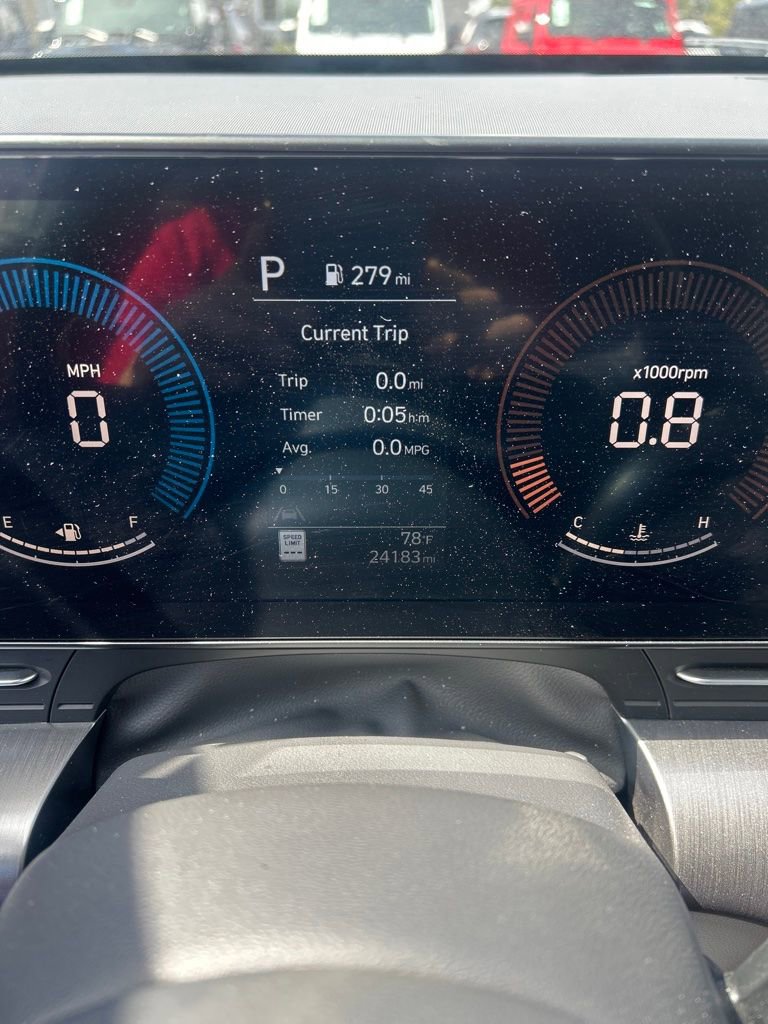 Used 2025 Hyundai Kona SEL image 21