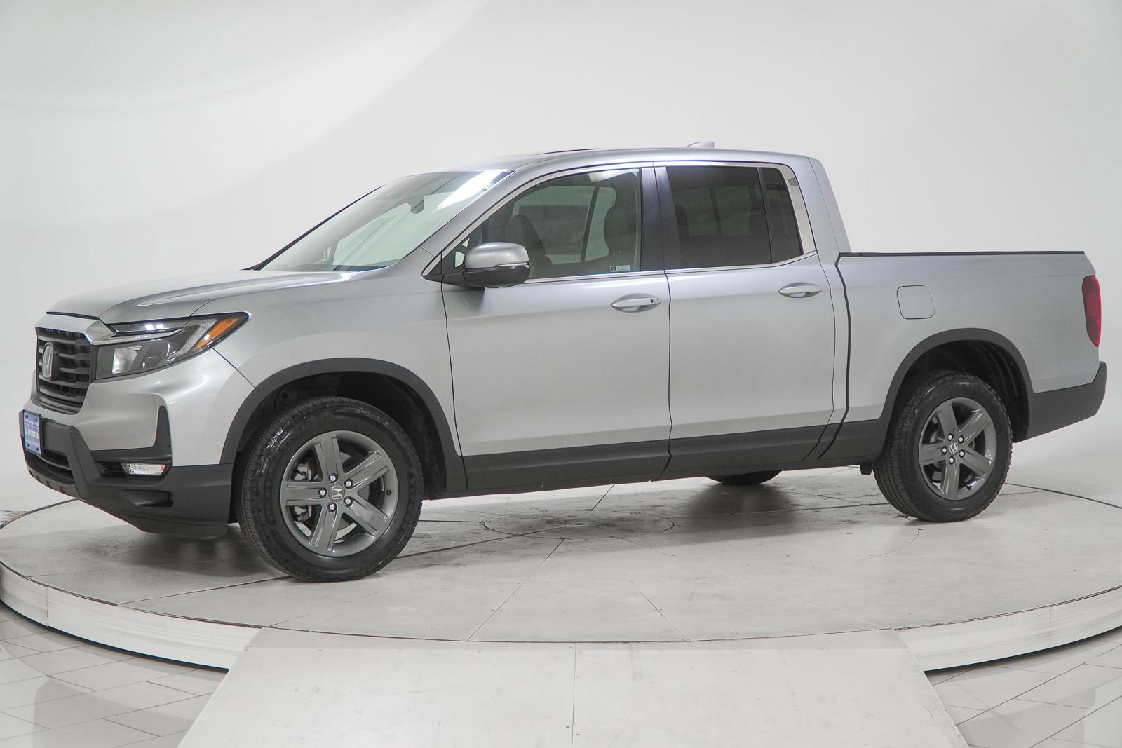 Certified 2023 Honda Ridgeline RTL image 5
