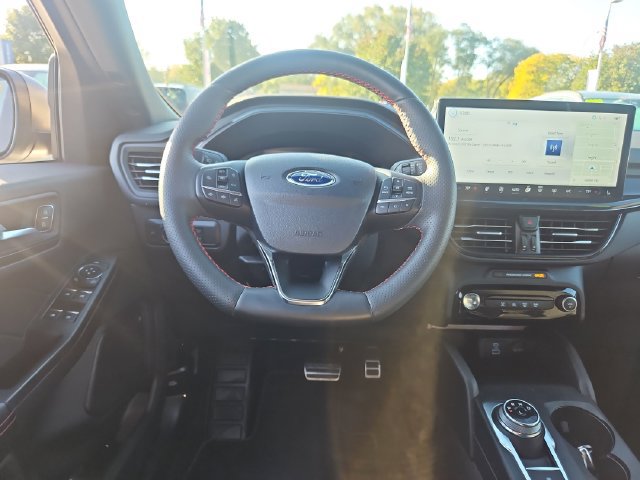Used 2023 Ford Escape ST-Line w/ Tech Pack #1 AWD/4WD image 14