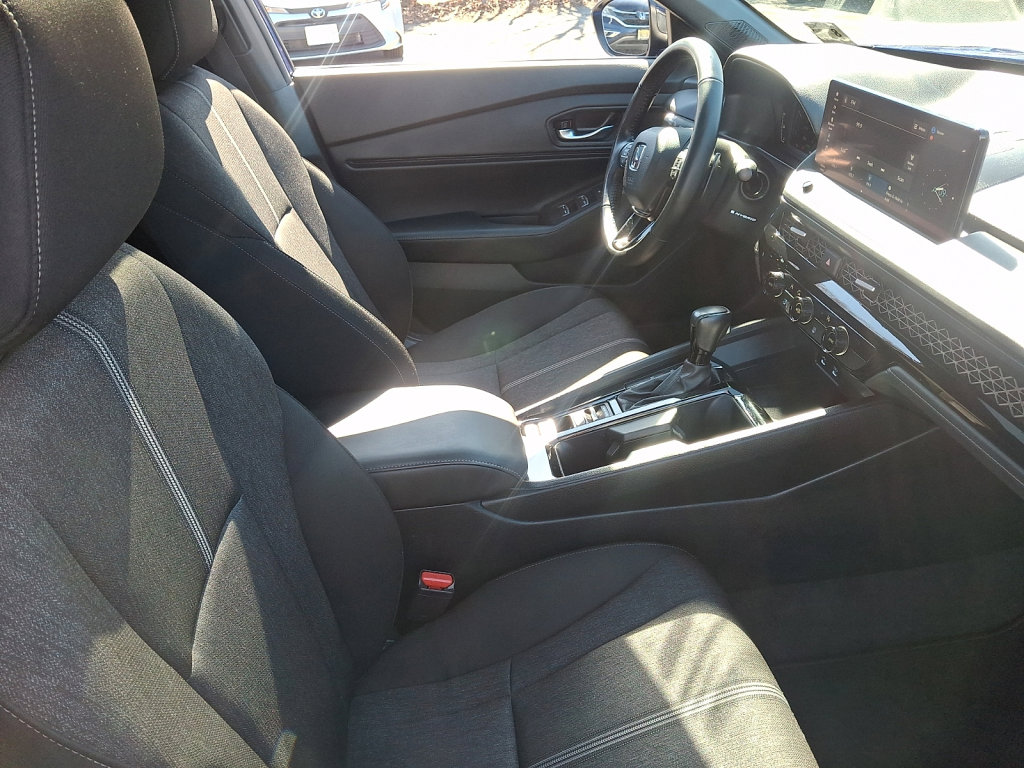 Used 2023 Honda Accord Sport image 11