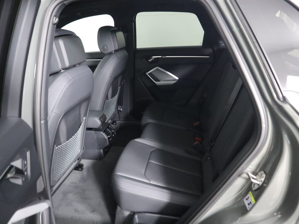 Used 2025 Audi Q3 2.0T Premium w/ Convenience Package image 23