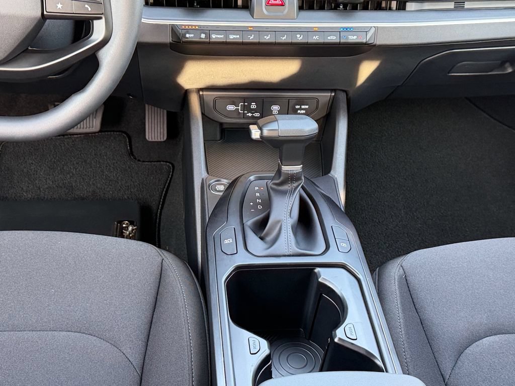 New 2026 Kia K4 FWD image 11