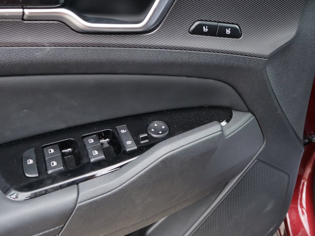 Certified 2025 Kia Sportage SX FWD image 16