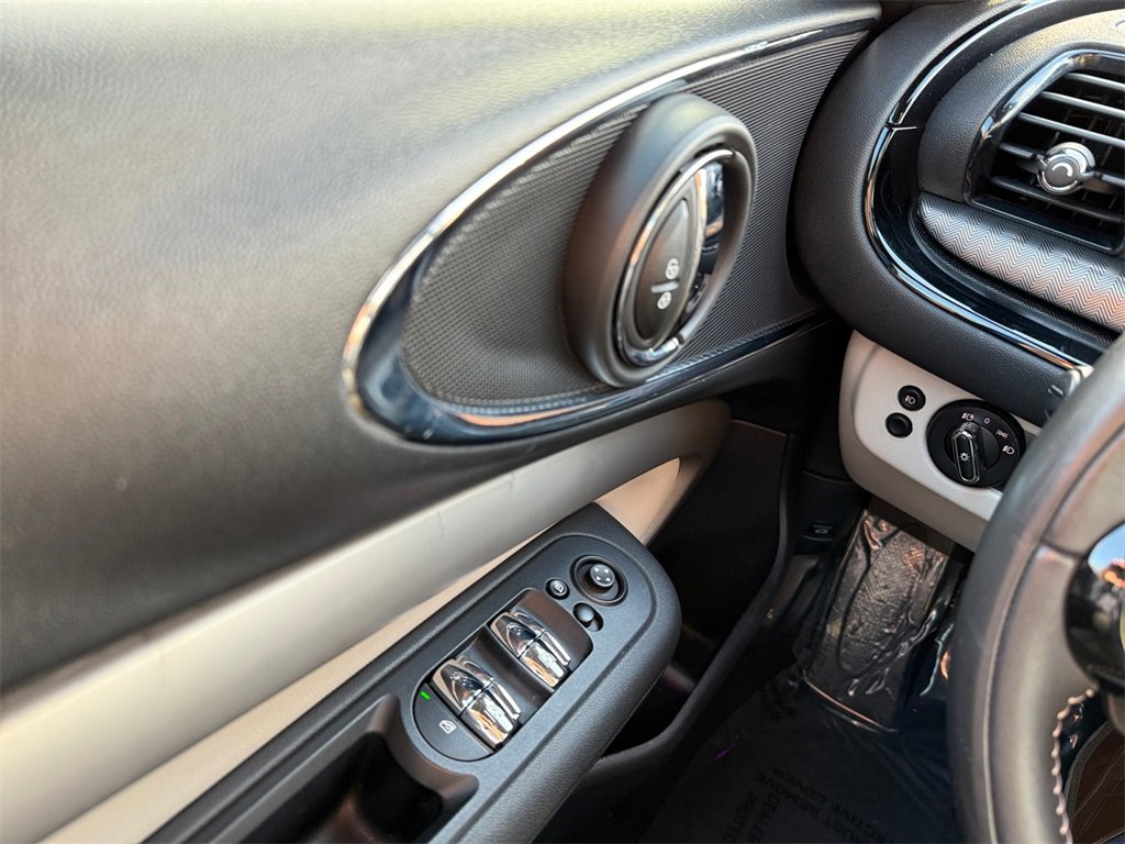 Used 2021 MINI Cooper Clubman S w/ Driver Assistance Package image 27